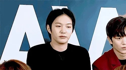 像谭松韵一样的圆脸妹子,留什么样的发型才时髦?