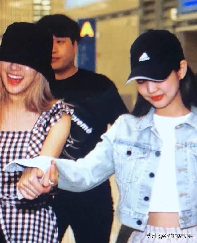 jennie是否和其他成员排挤rose?