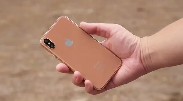 如何看待iPhone 8腮红金?图是不是实物?