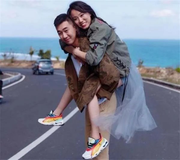被闺蜜搭档夺走男友的羽毛球奥运冠军赵芸蕾现在感情生活如何?