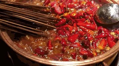 砂锅串串香跟普通串串香有什么不一样?