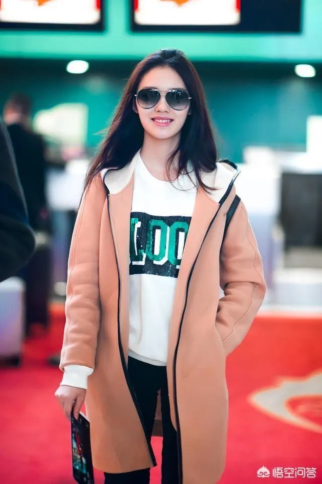 相比来说五官不是最精致的林允,为什么看起来反而更舒服?
