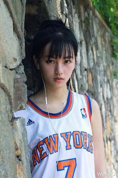 武汉美女众多,武汉大学的校花中你最喜欢哪一个呢?