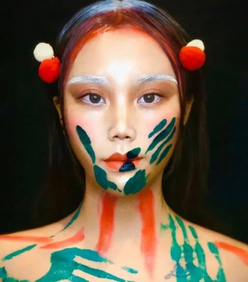 我想在上海学化妆,有什么好的学校吗
