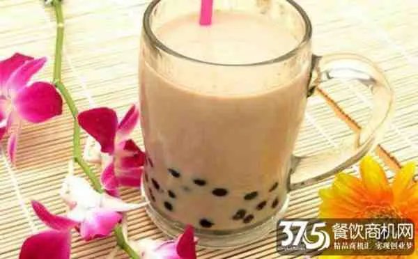 地下铁奶茶店加盟费总部在哪里?