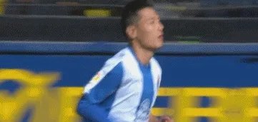 武磊首次踢西甲替补登场15分钟,策动一个进球并造对手一张黄牌,怎么评价武磊的表现?