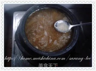 朝鲜美食—酱香浓郁的朝鲜大酱汤 된장국