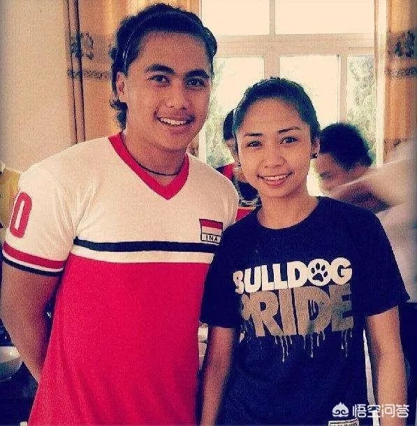 亚运会东道主印尼女排出奇招,争议“姐妹花”险些击败日本女排,对此你有何评价?