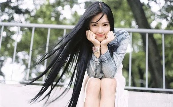 武汉美女众多,武汉大学的校花中你最喜欢哪一个呢?