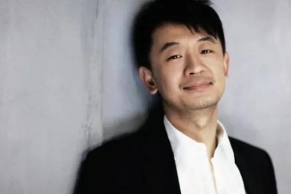 黄海波不承认啃老讨生活,自曝真实家境,军医父亲退休金如何惊呆众人?