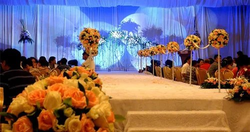 最新婚礼现场布置图片 自己如何布置婚礼现场