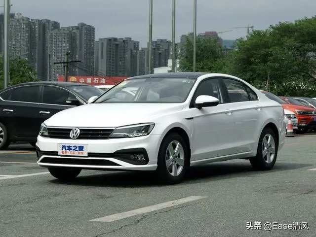 25岁男生想买15万的轿车有什么推荐的吗?