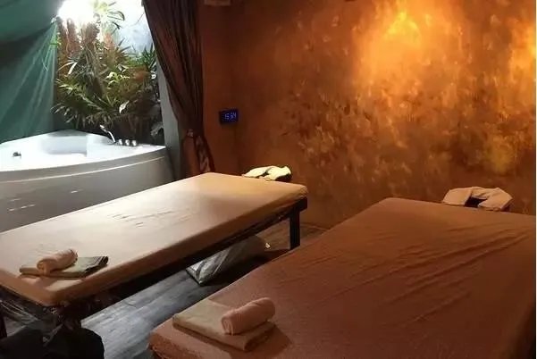 想去泰国自由行,不知道泰国的哪些地方最值得去呢,泰式马杀鸡是不是必玩项目呢?