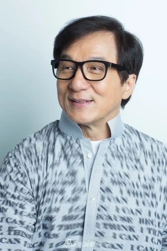 成龙回应北京豪宅被拍卖,网友:重视结果,怎么就涉及诉讼和法律内容了?