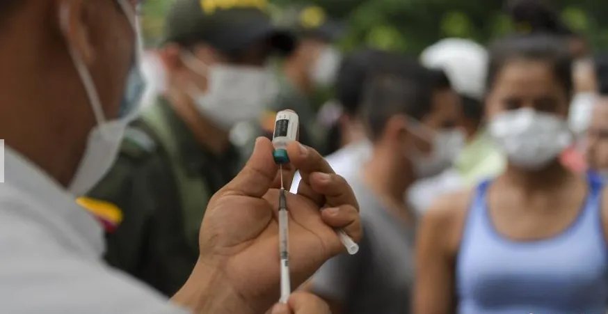 为何泥石流过后哥伦比亚民众排队打疫苗?