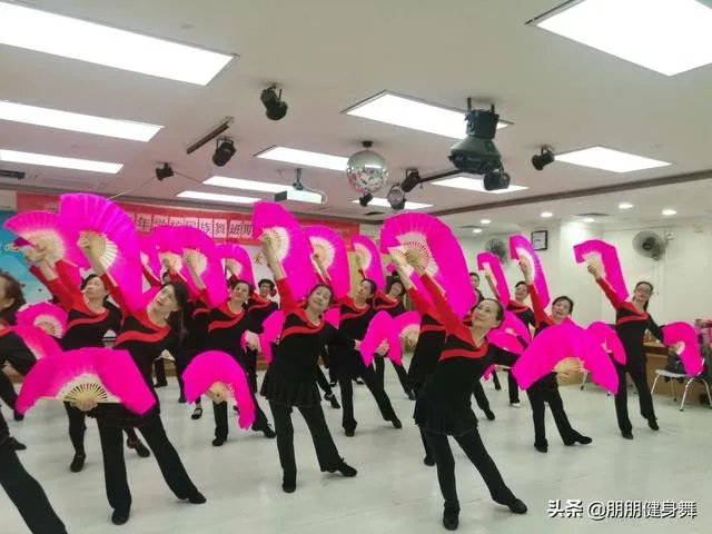 当你老了,你会去跳广场舞吗,为什么?