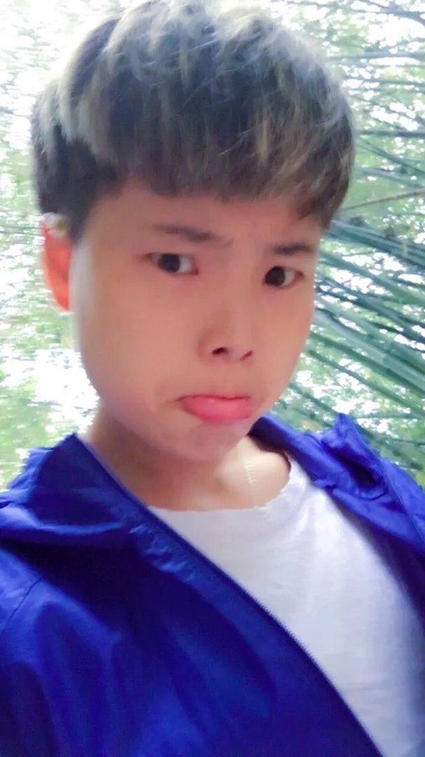 像谭松韵一样的圆脸妹子,留什么样的发型才时髦?