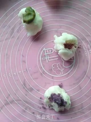 紫薯冰皮月饼