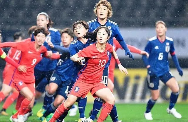 韩国女足美女中场为什么突然火了?