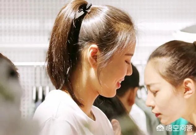 中国女排提名李盈莹和龚翔宇为2018女排联赛澳门站球迷最喜爱的球员,你怎么看?