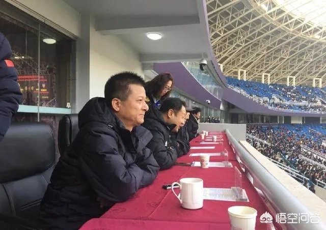 为什么权健成绩不好,大家不喊主教练下课,却喊总经理下课?