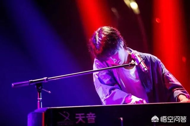 怎样评价华晨宇唱的《假行僧》怎么样?