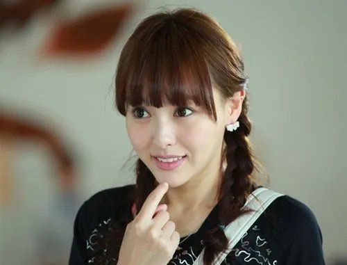《爱情睡醒了》的女主是谁?