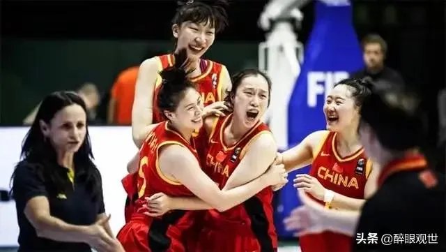 女排颁奖典礼和女篮决赛,你怎样选择?