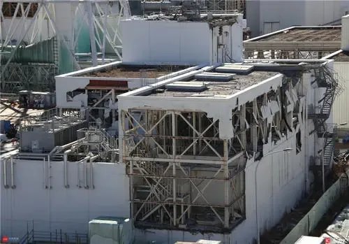日本九州岛附近海域发生5.2级地震,此次地震的震源深度是多少?