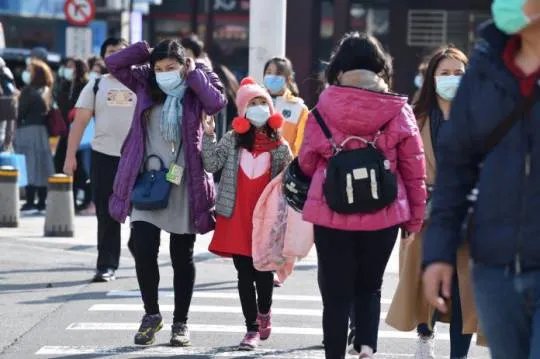 从戴口罩方式看出人格,你有哪些判断别人性格的方法?