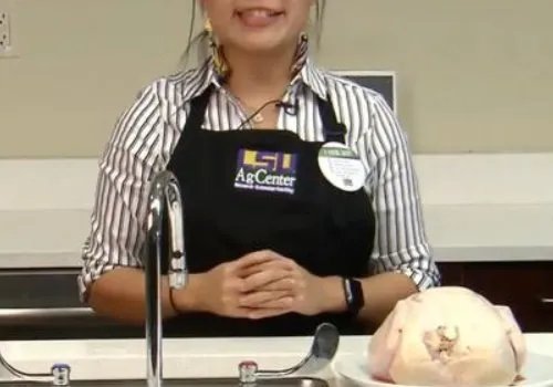为什么不要在水龙头下直接冲洗生肉制品？