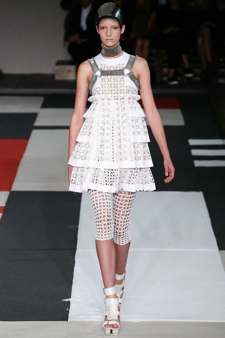 【设计快讯】巴黎时装周直击-2！Alexander McQueen 2014春夏女装