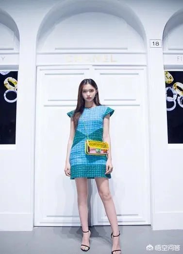 相比来说五官不是最精致的林允,为什么看起来反而更舒服?