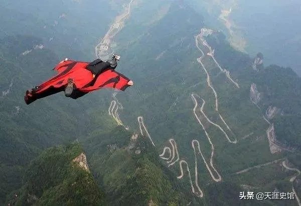 翼装飞行失联女生身亡,你怎么理解人的价值追求?