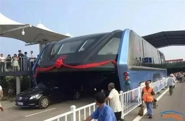 为什么现在不提巴铁了