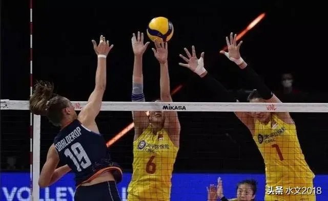33-31,第3局,中国女排VS荷兰女排,为什么会惊现超高比分?
