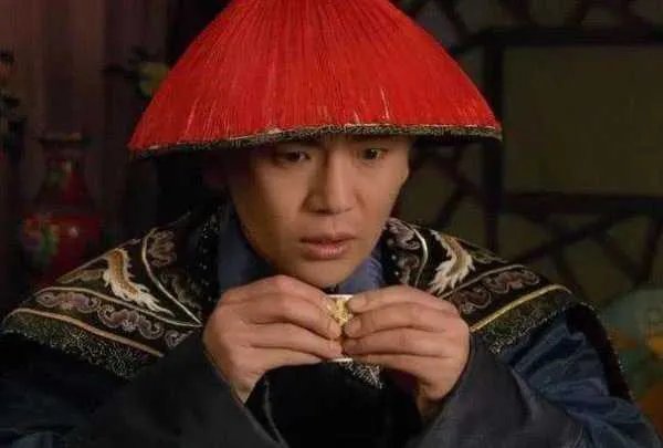 《甄嬛传》中静和明明是眉庄与温实初的孩子,为何皇上坚信是自己的?