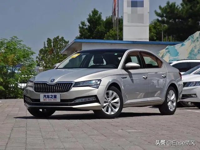 25岁男生想买15万的轿车有什么推荐的吗?