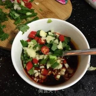 凉拌黄花菜