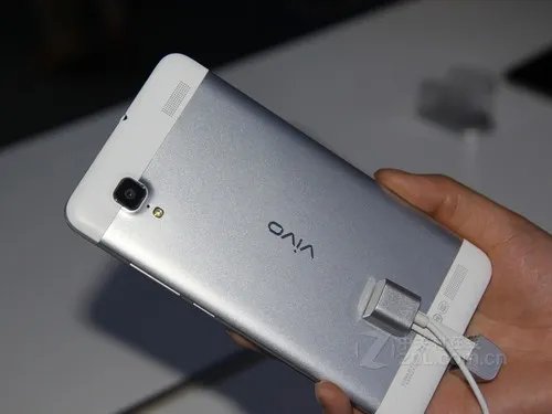 佰度数码步步高Vivo Xplay最新售价2888