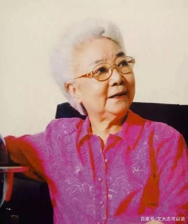 田华:从贫民女到艺术家,一家四口皆患癌去世,今92岁为何仍要挣钱养家?