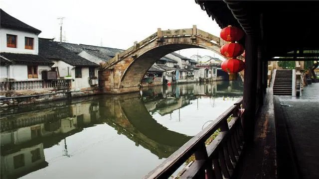 上海枫泾古镇好玩吗？