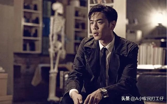 你觉得在电视剧《谍战深海之惊蛰》中谁的演技最好?