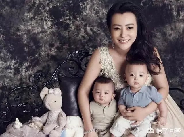 恭喜张杰和谢娜宝宝的出生。为什么明星容易生双胞胎?