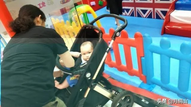 两会代表提出的“取消生育三孩以上处罚”建议,你的观点是什么?