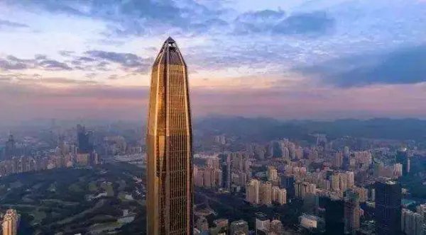 中国平安抄底增持汇丰是否会面临巨大风险?