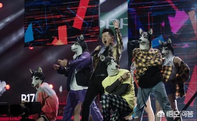 如何评价《中国好声音2018》澳门演唱会上四大战队间的battle？
