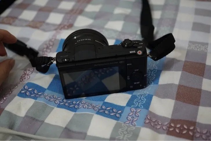 Sony/索尼RX100 II(M2黑卡 M2 黑卡二代) 苏宁易购2849元(包邮)