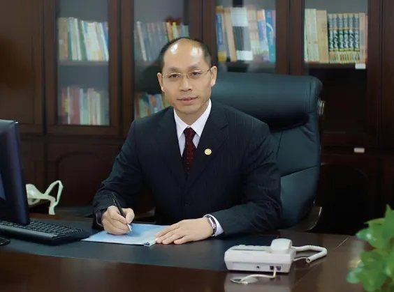 湖南润和陈社行与华莱健陈社强有关系吗
