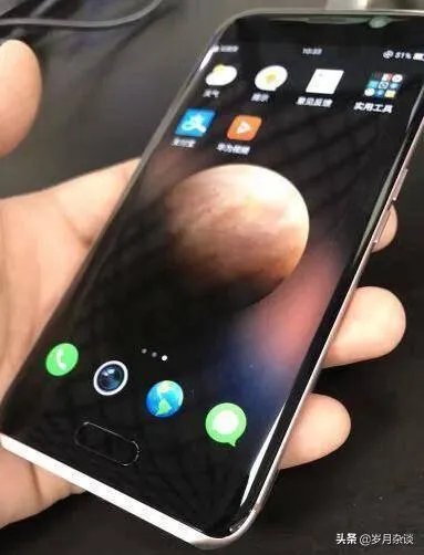 3月26日发布的华为P40系列,有什么亮点和不足?